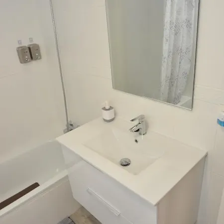 Azahara Guest house *